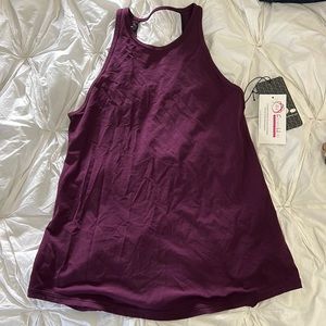 NWT - Nancy Rose Performance yoga top size 4/XS